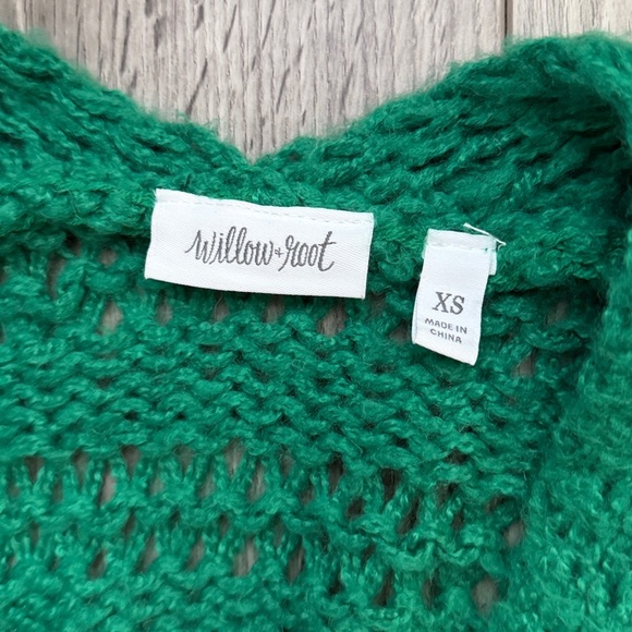 Willow + Root green sweater cardigan - cropped - Picture 2 of 2
